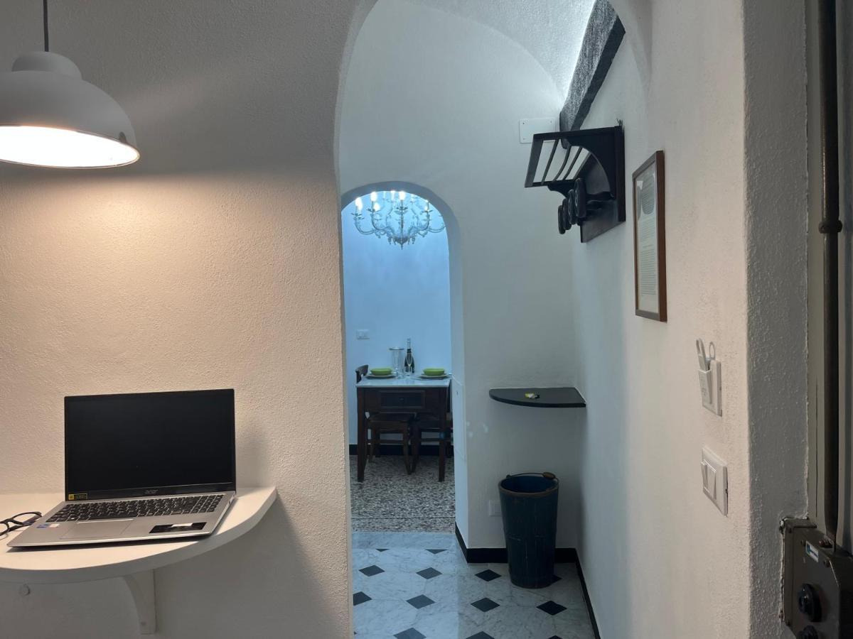 ジェノヴァDimora Borsotto Palazzo Storico, Acquario, Porto Anticoアパートメント エクステリア 写真